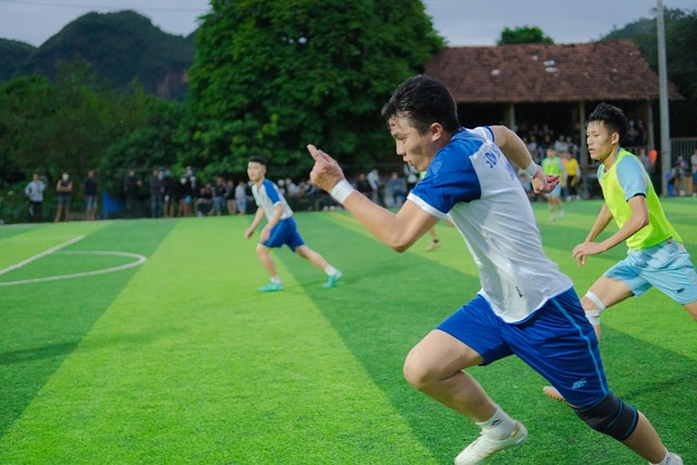 射門瞬間扳 射門瞬間扳